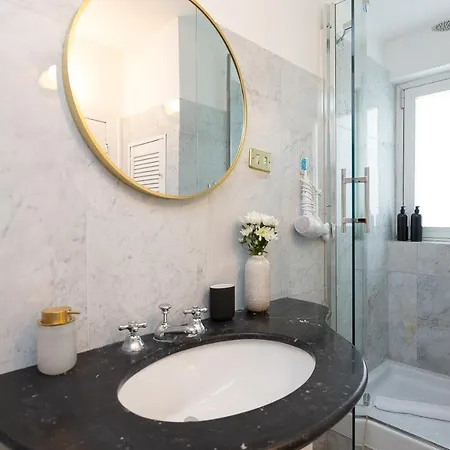 Tiny Studio Piazza Del Popolo 招待所 罗马