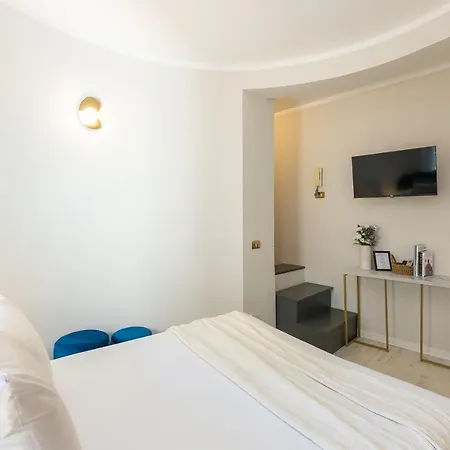 Tiny Studio Piazza Del Popolo * 罗马